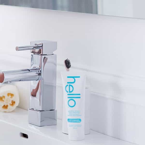 goodbye-plaque-hello-whitening